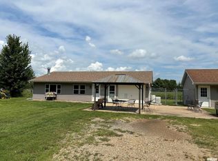 2141 State Route 26, Washburn, IL 61570