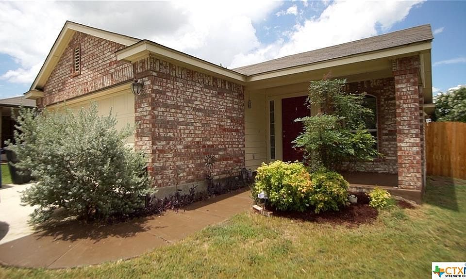 1st image of 2441 Fayette Dr
