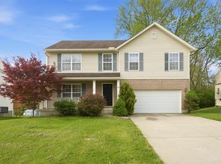2073 Miles Woods Dr, Cincinnati, OH 45231