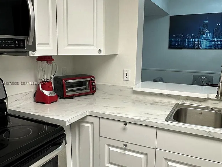 2055 SW 122nd Ave #425 — Photo 9