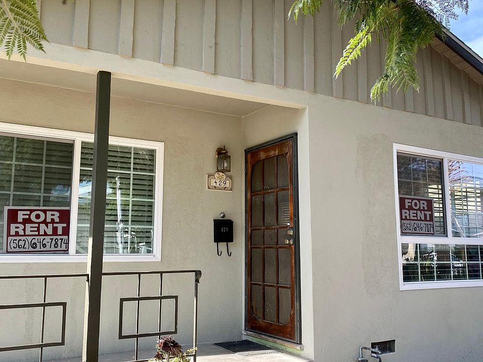 1st image of 429 Amalia Ave
