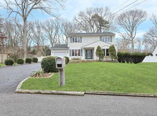 342 Thrift St, Ronkonkoma, NY 11779