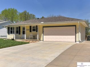 8464 Monroe St, Ralston, NE 68127