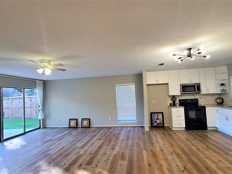 14419 Cypress Leaf Dr — Photo 20