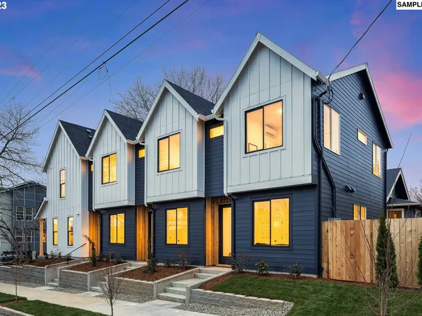 2761 SE Francis St #4, Portland, OR 97202