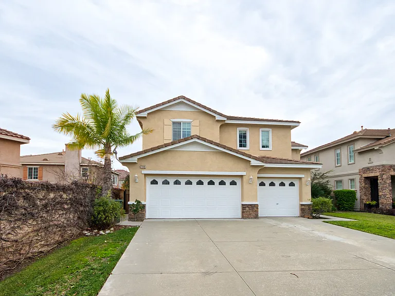 7238 San Carmela Ct — Photo 1