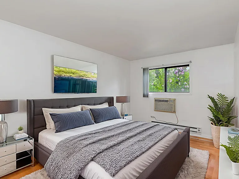 522 E Spruce Dr #1B — Photo 16
