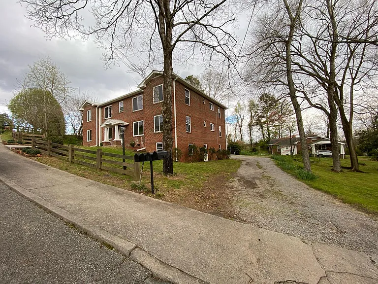 527 W Fort Hill St #2 — Photo 8