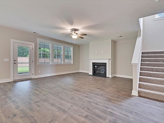 Maywood II Living Room