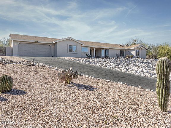 2nd image of 4060 N Hidden Cove Pl