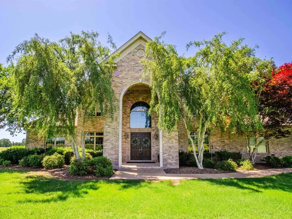 54 Middle Rd, Conway, AR 72032