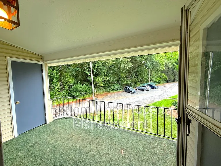 4605 Coronado Dr #D — Photo 11