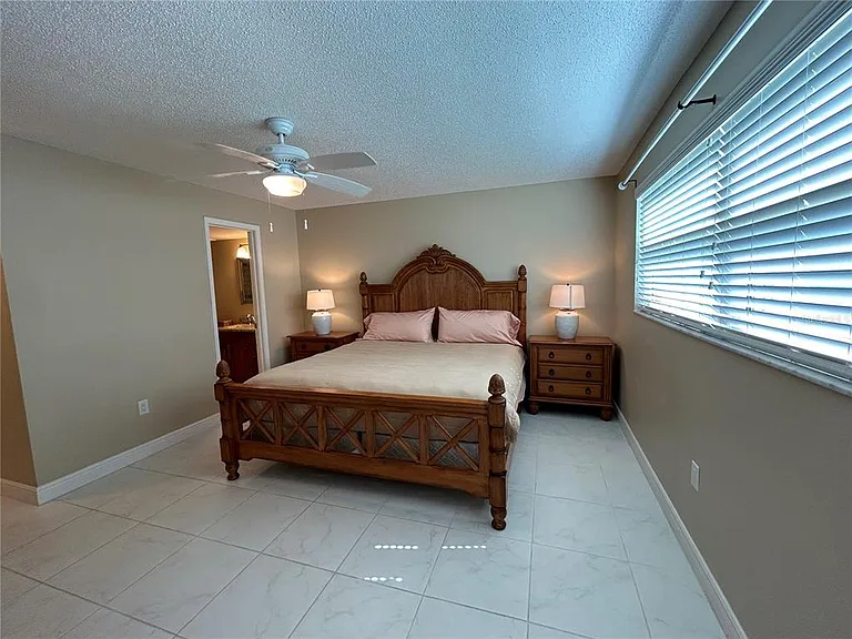 4040 Ironwood Cir #404F — Photo 11