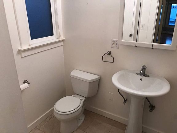 3rd image of 1280 Grove St APT 204