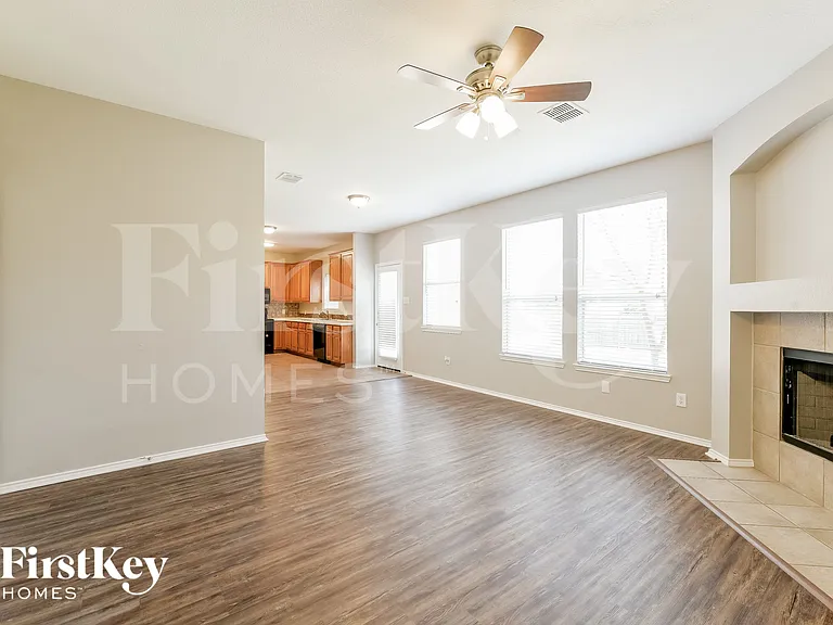 1412 Pine Ridge Rd — Photo 7