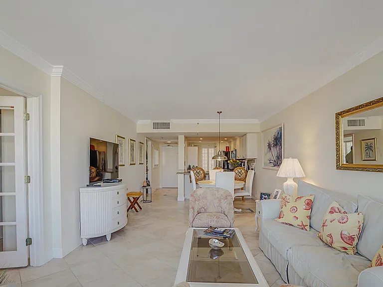 2687 N Ocean Blvd #G-305 — Photo 9