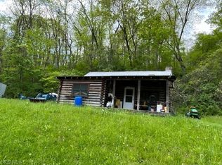 2248 Pageant Rd SE, Carrollton, OH 44615