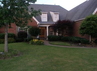1861 Almadale Farms Pkwy, Collierville, TN 38017