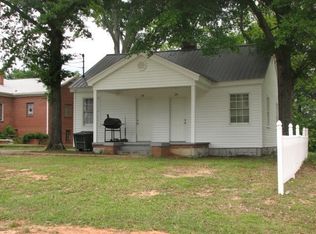 114 Carey St, Elberton, GA 30635