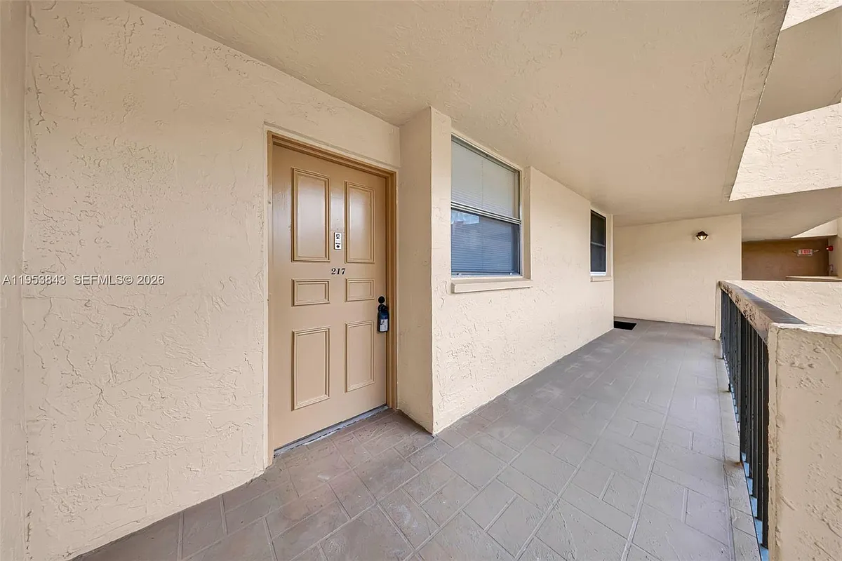 Building Photo - 3801 Environ Blvd #217
