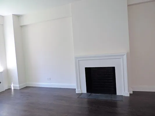 Rented by essential NEW YORK Real Estate | media 14