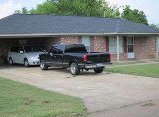 505 10th Ave S, Columbus, MS 39701