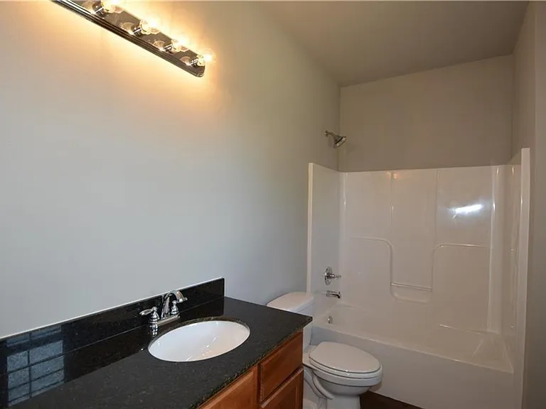 311 Copper Oaks Dr — Photo 13