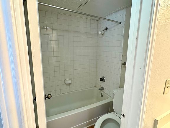 3rd image of 4701 Sayle St #88c27f0e2