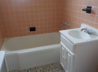 260-26 74th Ave FLOOR 2, Glen Oaks, NY 11004
