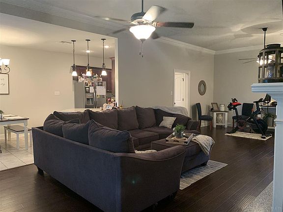 4th image of 1759 Waterbury Way