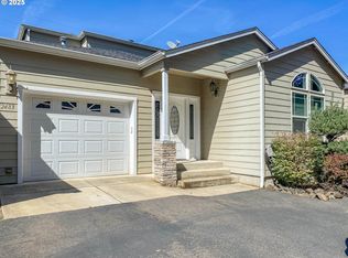 2483 SE Waldon Ave, Roseburg, OR