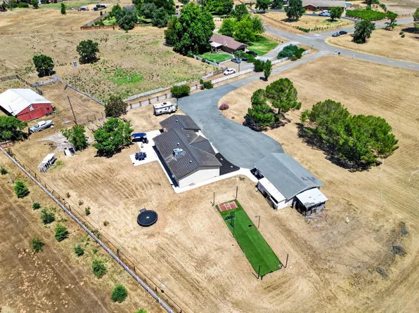 11890 Cresthill Dr, Elk Grove, CA 95624