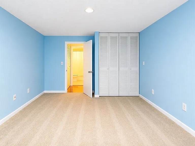 15 Francis St #16 — Photo 9