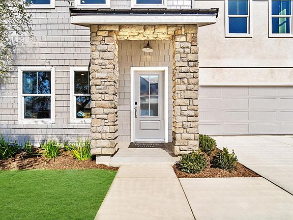 3rd image of 1053 Springtime Ave