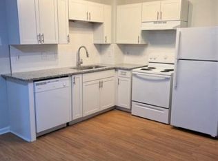 210 Red Cross St #J, Wilmington, NC 28401