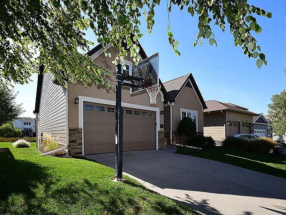 4th image of 9039 Medinah Dr
