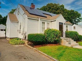5 Tewksbury Rd, Worcester, MA 01602