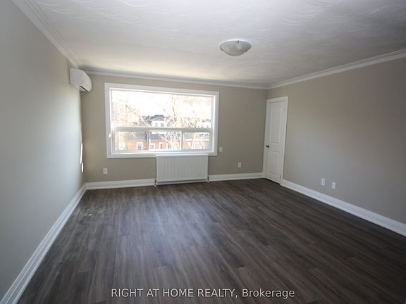 4th image of 2 Glen Gordon Rd #4
