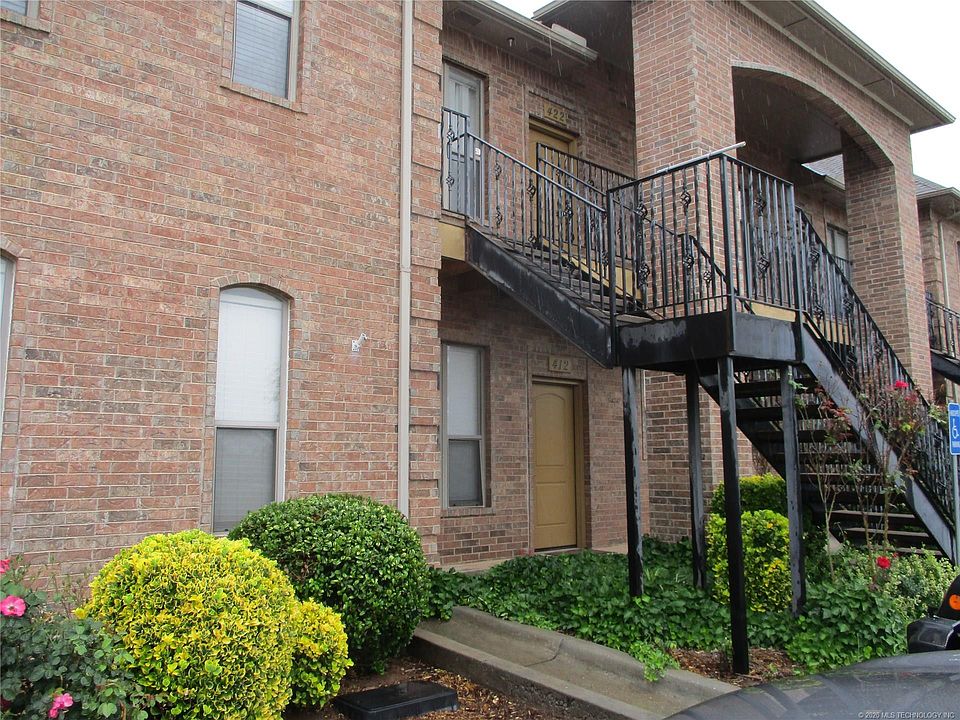 1st image of 1812 Alameda St Unit 412