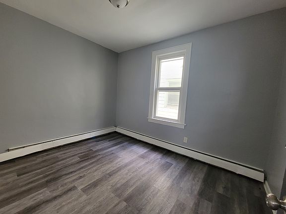 4th image of 34 Norwood St #2E