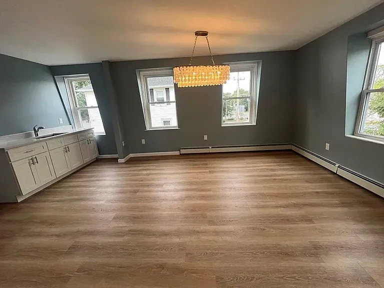 9 Turner Ave #2 — Photo 29
