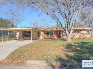 1634 Driftwood Dr, Seguin, TX 78155