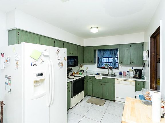 4th image of 312 Louisiana Ave