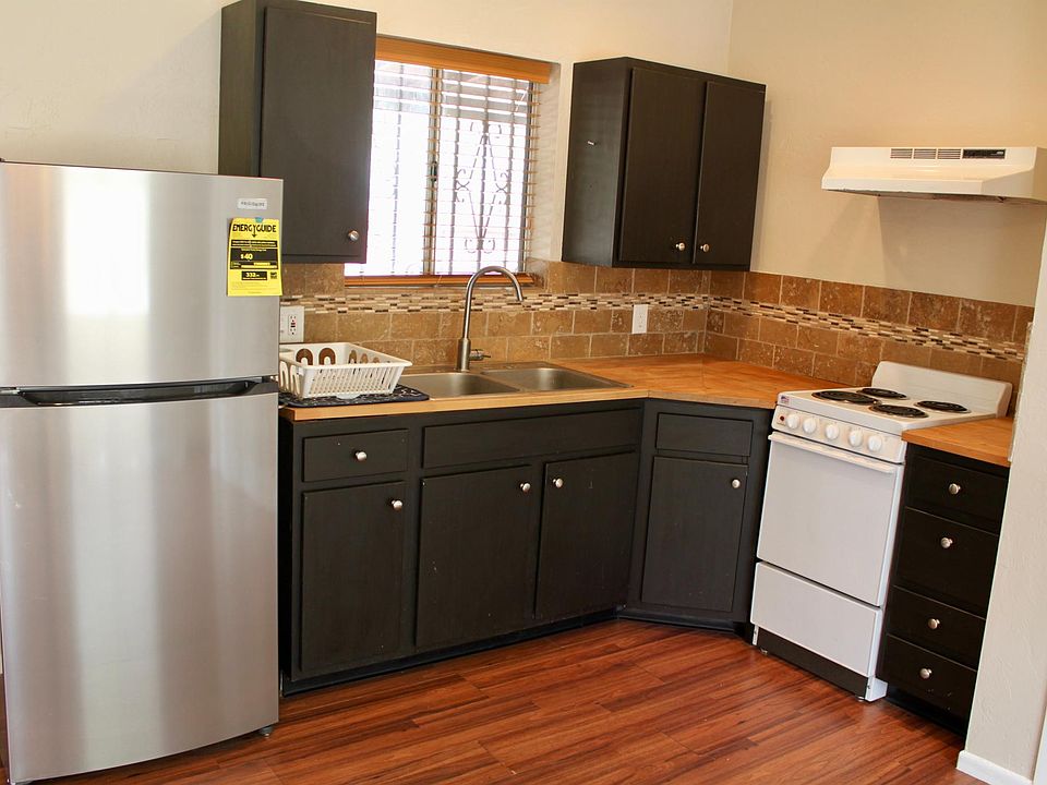 1st image of 3122 N Winstel Blvd #B
