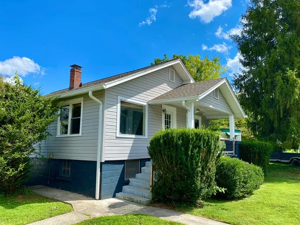 48 Wilkesdale St, Sylva, NC 28779