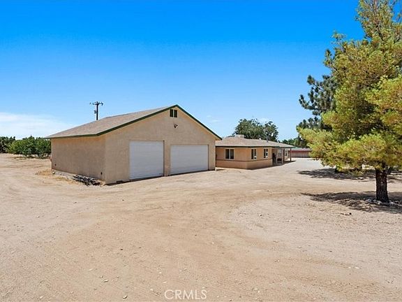 2nd image of 9948 Oasis Rd