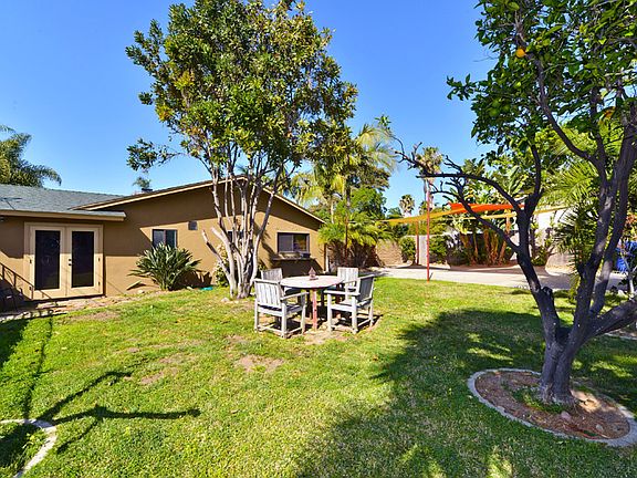 4th image of 111 Loma Alta Dr