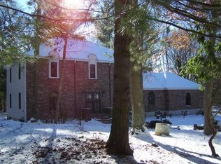25 Squantum Ave, North Easton, MA 02356