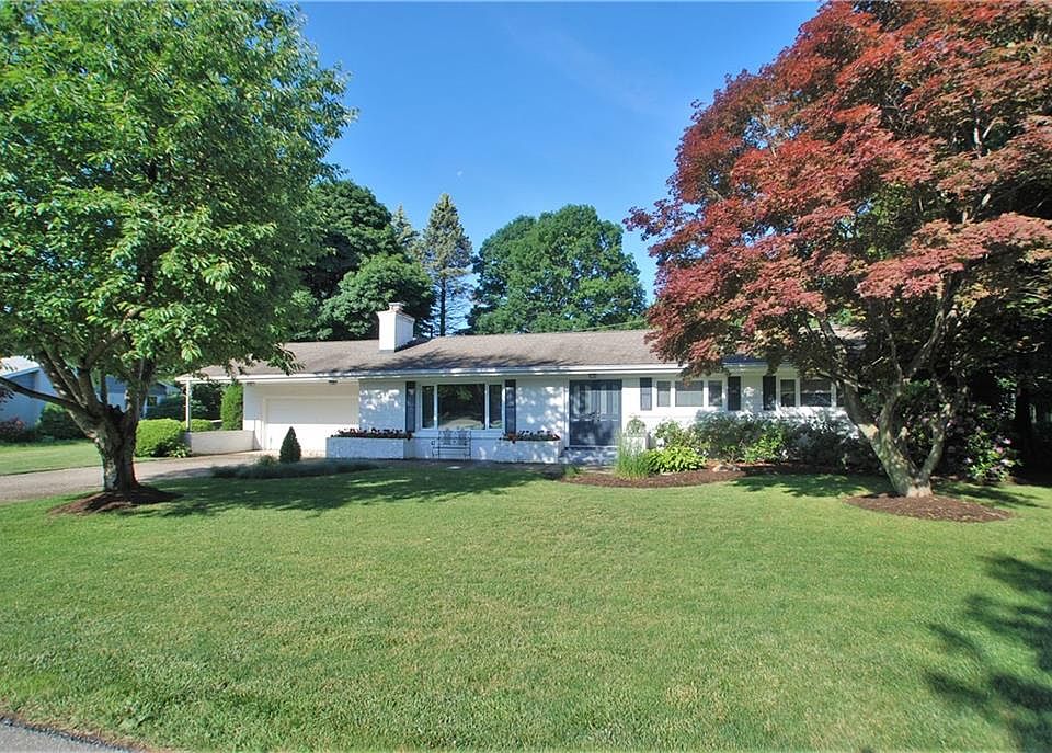 1st image of 1316 Central Dr