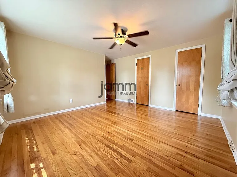 2787 Derbyshire Rd — Photo 12